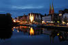 Lbeck Altstadt am Traveufer Nachtfoto Wasserpromenade romantische Nachtlichter