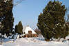 Schnee um Htte Winterfoto in Wacholderheide Winterlandschaft romantisches Naturbild