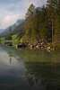 914032_Hinterseeufer Landschaftsfoto Idylle am Wasser Bergsicht Ramsauer Alpen Naturbild Bäume Spiegelung