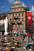 Konstanz Urlauber in schöner Altstadt Marktstätte Image Fussgängerzone Straßenbild