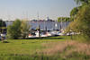 Neuenschleuse Wettern Elbe Containerschiff Flussfahrt Foto Yachthafen Grnufer Bild