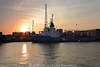 Sonnenuntergang Abendidyll Foto über Schiff in Hafen Landschaft Cuxhaven Wasser