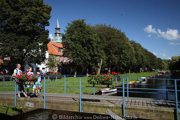Kuhbrcke, Gracht, Friedrichstadt, Kirchturm, Wasserkanal, Nordfriesland Touristen