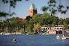 Ratzeburger Dom Foto Seeblick über Wasser Ruderboot Ausflug grüne Ufer Frühjahrsbild
