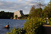 Malente Dieksee Promenade Foto Seejungfrau auf Stein in Wasser Seeufer Hotel in Blick