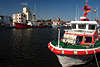 Ostseeport Heiligenhafen Schiffe SAR Rotes Kreuz vor Fehmarnbelt, Seho am Wasserufer