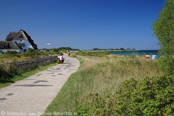 Hohwacht Uferweg Promenade Foto Ostsee Küstenlandschaft am Meerwasser