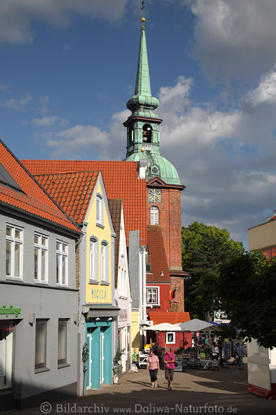 Nikolaikirche Glockenturm ber Marktplatz Gasse Kappeln Besucher Alstadtidylle