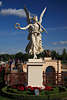 Schöne Viktoria am Himmel Schloss Schwerin Denkmäler Skulptur Statue Fotografie von Burginsel