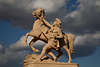 Obotrit mit Pferd vor Schwerin dicken Wolken märchenhafte Statue von Christian Genschow
