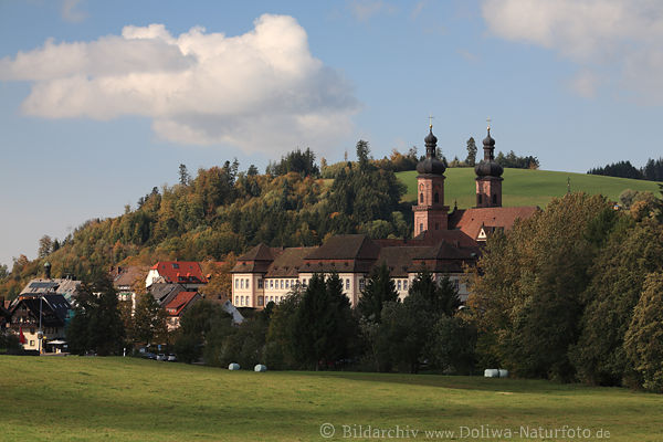 Wallfahrtsort Sankt Peter in Schwarzwald Herbst