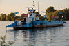 Elbfhre Flussschiff Foto in Wasser bei Abendlicht Autofhre Bleckede-Amt-Neuhaus