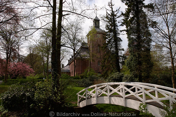 Kloster Uetersen Park Brcke Kirche Museum Frhlingsbild