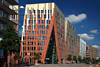 Sumatrakontor in HafenCity Hamburg bunte Urbankunst Foto am Sandtorpark