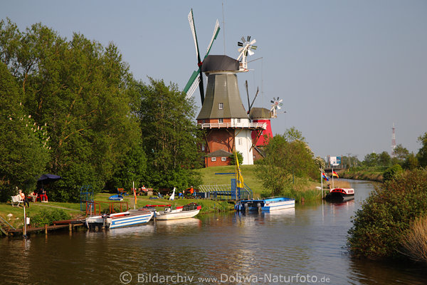 Zwillingsmhlen, Greetsiel, Paar-Windmhlen, Wasserlandschaft, Fotomotive, Tiefkanal