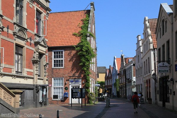 Leer Altstadtgasse Foto friesische Architektur bunte Huser Fussgngerzone 802509 Bild