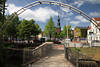 Tnning Bilder: Marktplatz mit St.Laurentius Kirche Bogen ber Brcke